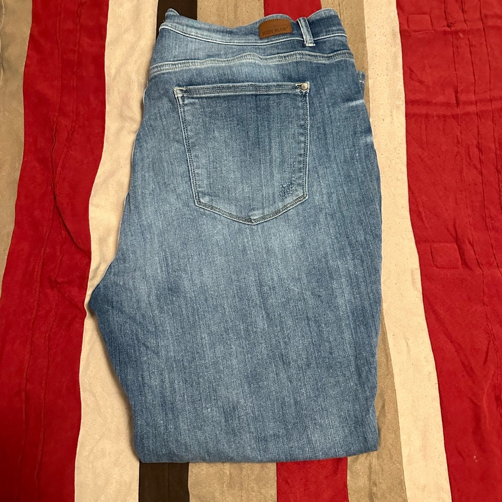 Judy Blue size 24 excellent condition